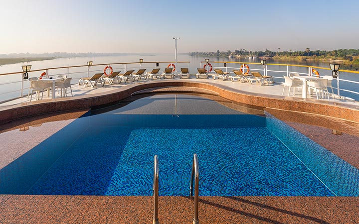 RV Star of Luxor (ou similaire)