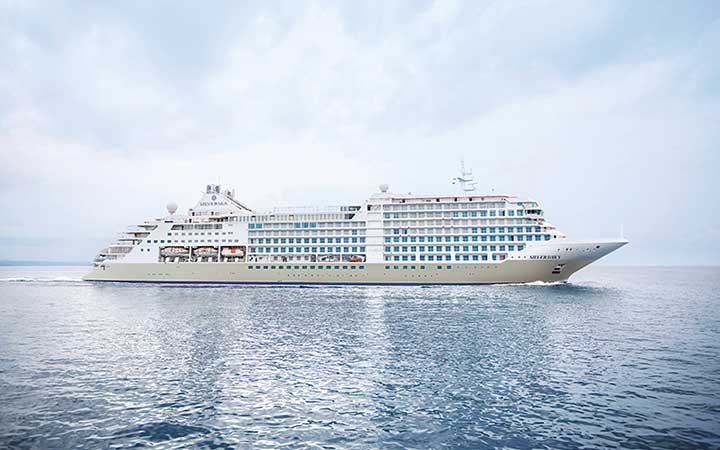 Bateau Silver Dawn