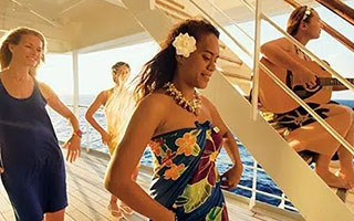 lifestyle,paul-gauguin-cruises,84.jpg