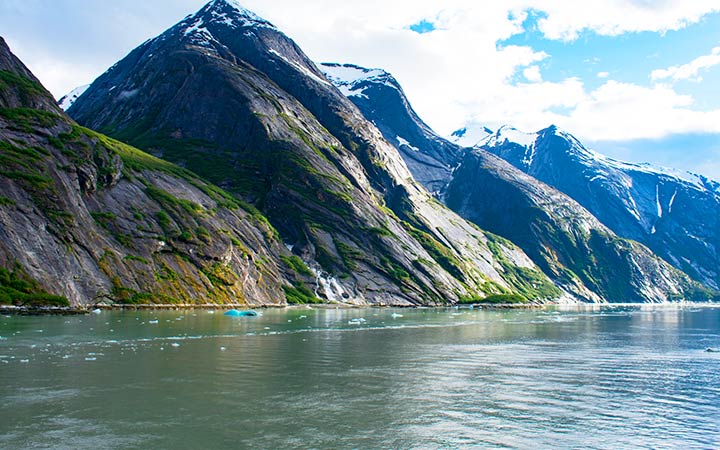 Alaska (Endicott Arm Fjord)