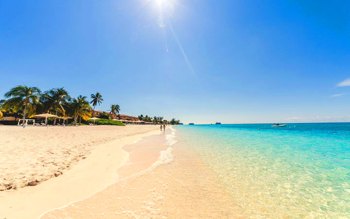 Escale Grand Caïman