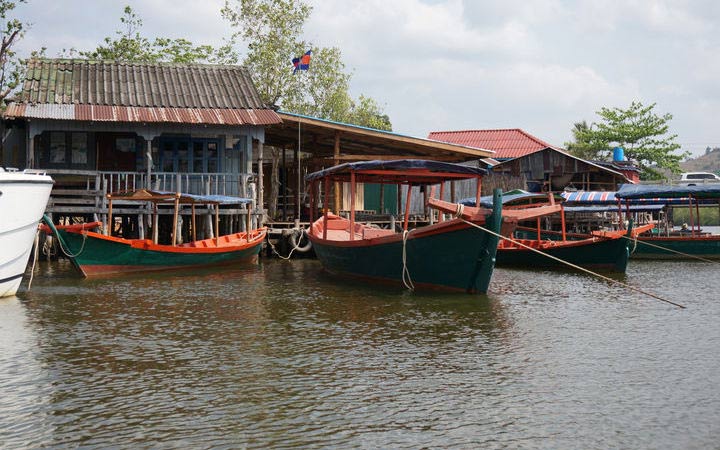 KAMPONG CHHNANG - LAC TONLE
