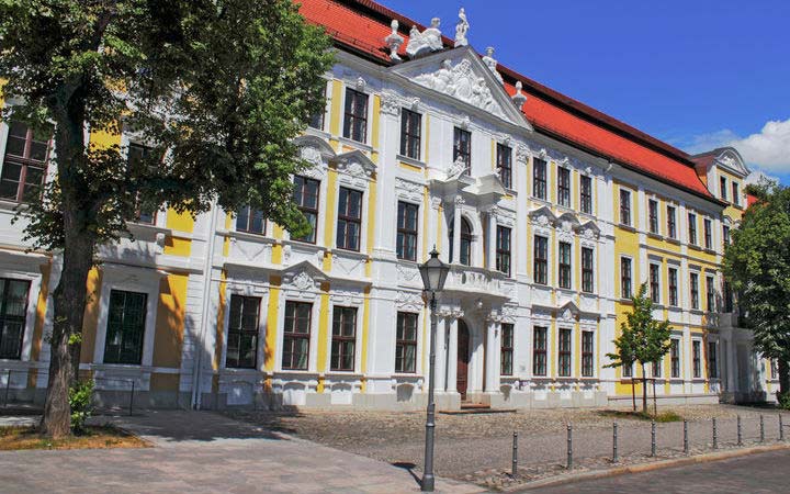 WOLFSBURG ou RÜHEN - MAGDEBOURG - GENTHIN - WUSTERWITZ