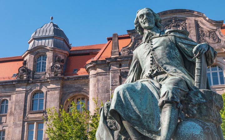 WOLFSBURG ou RÜHEN - MAGDEBOURG - GENTHIN - WUSTERWITZ