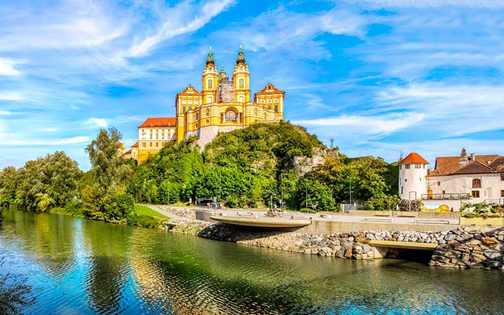 Melk (Autriche)/ Vienne