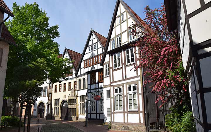 MINDEN - HANOVREWOLFSBURG ou RÜHEN