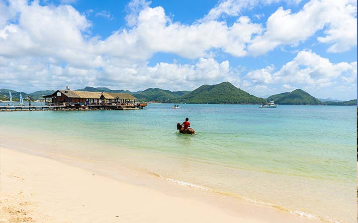 Ste Lucie (Pigeon Point)