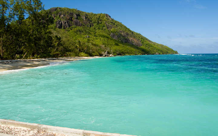 SAINTE-LUCIE - SAINTE-ANNE (MARTINIQUE)