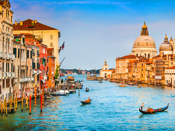 Croatie, îles Grecques, Monténégro, Italie 