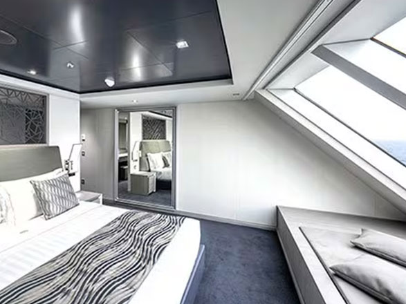 Yacht club royale balcon MSC Seashore