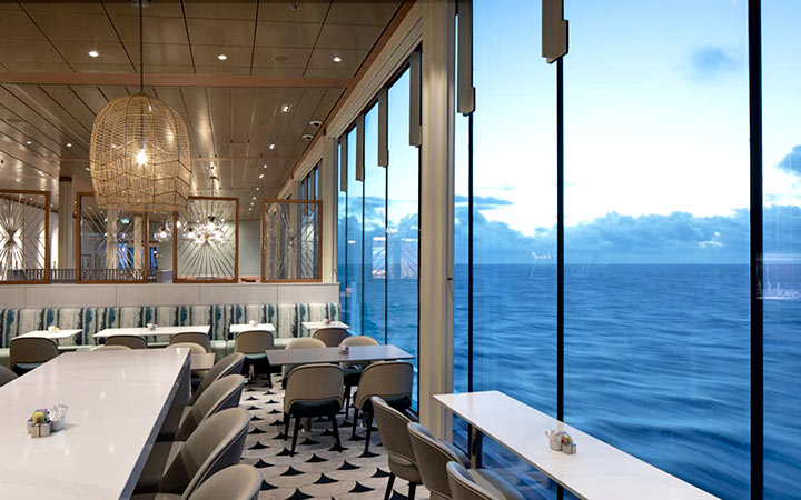 Navire Celebrity Apex