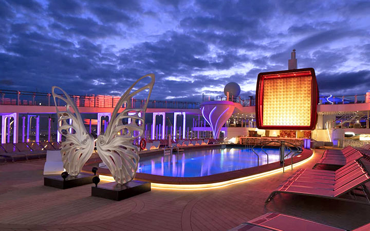 Navire Celebrity Apex