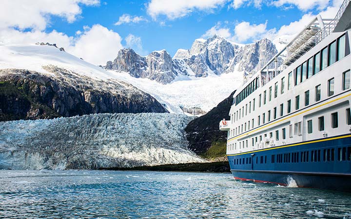 M/N Stella Australis